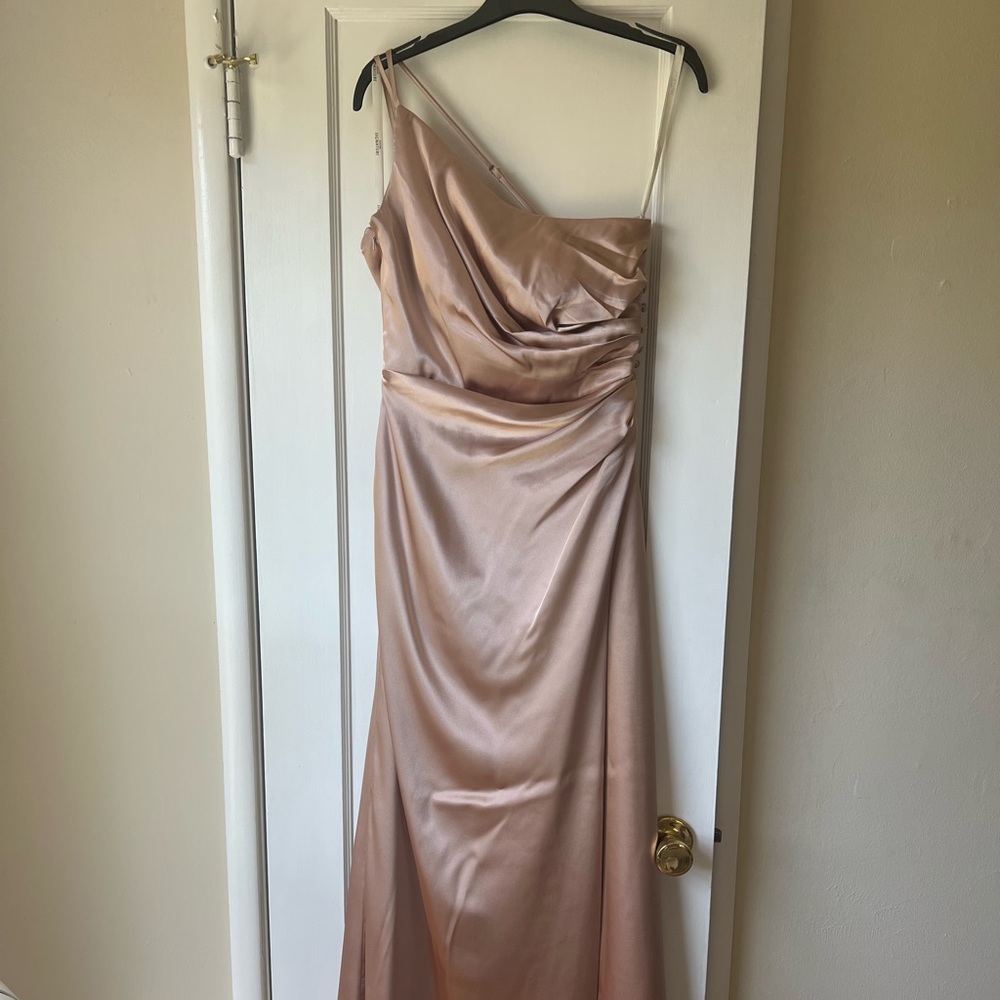 David’s Bridal Charmeuse Draped One-Shoulder Galina Signature Dress
